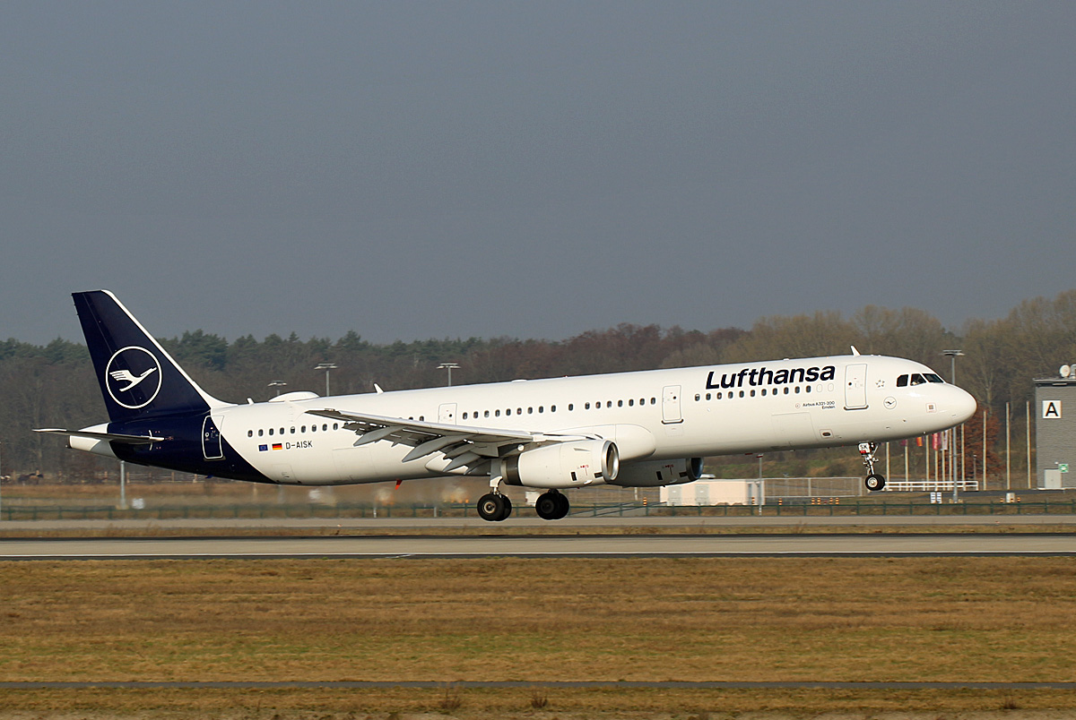 Lufthansa, Airbus A 321-231, D-AISK  Emden , BER, 03.03.2024