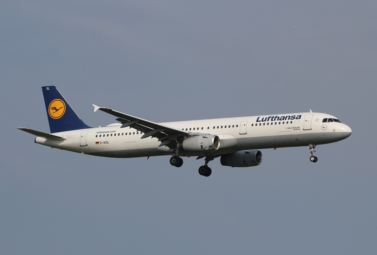 Lufthansa, Airbus A 321-231, D-AISL  Arnsberg , BER, 05.09.2021