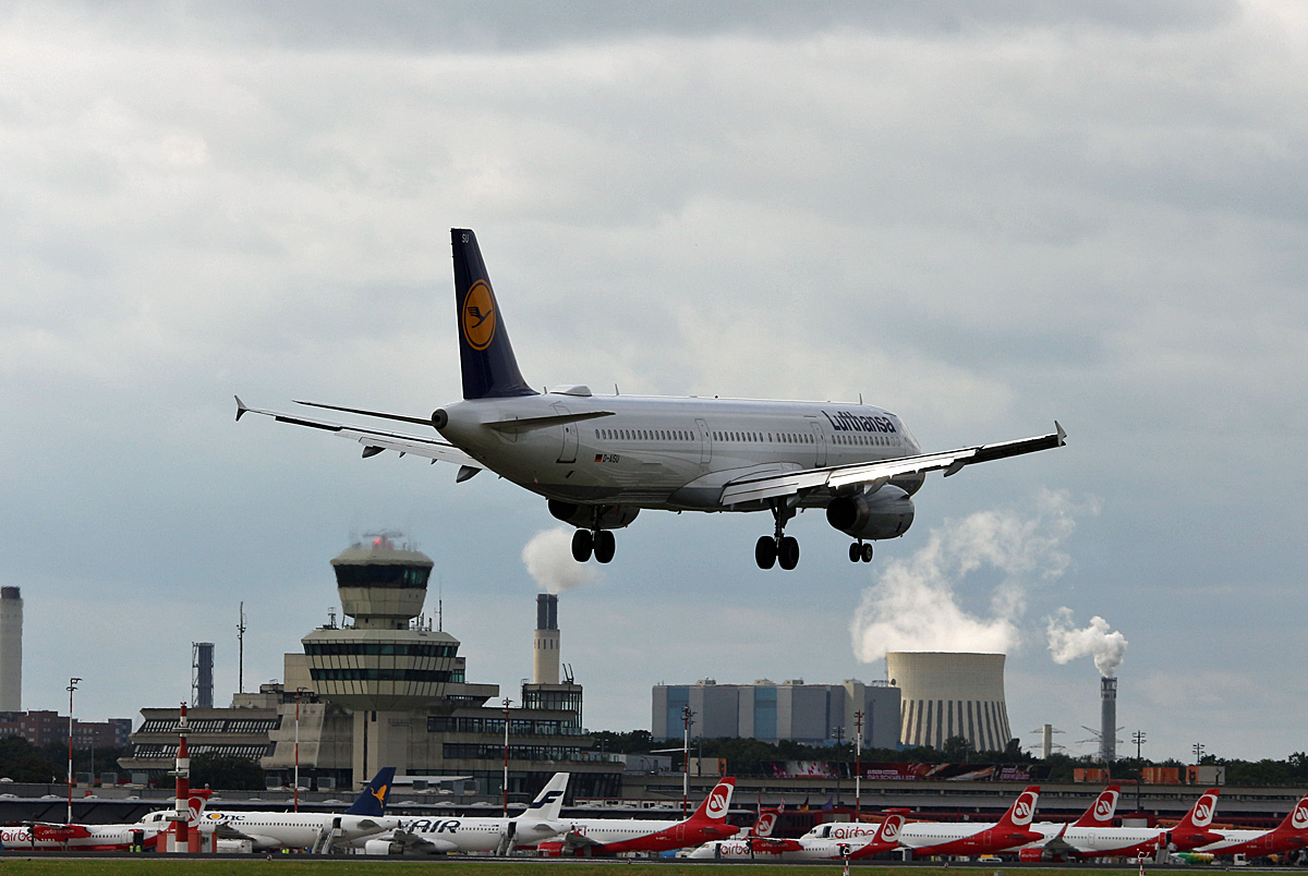 Lufthansa, Airbus A 321-231, D-AISU  Nrdlingen , TXL, 12.09.2017