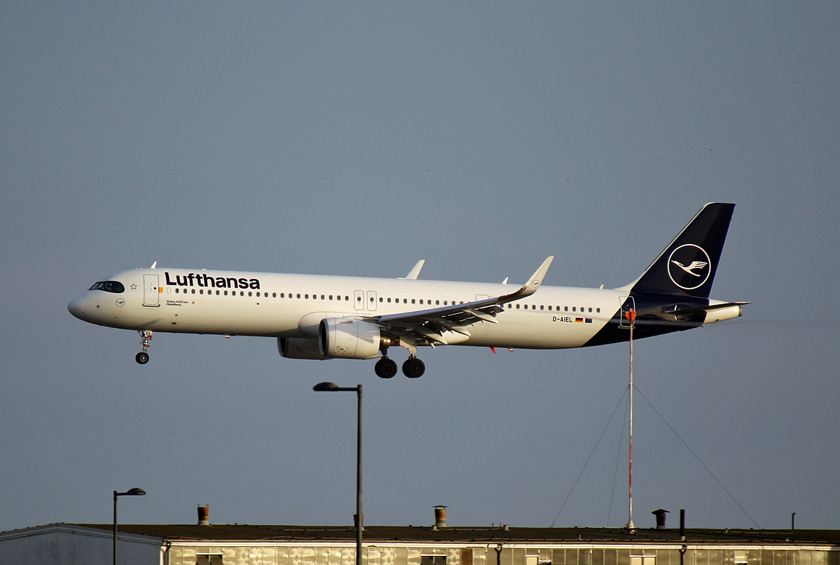 Lufthansa, Airbus A 321-271NX, D-AIEL  Heidelberg , BER, 30.09.2023