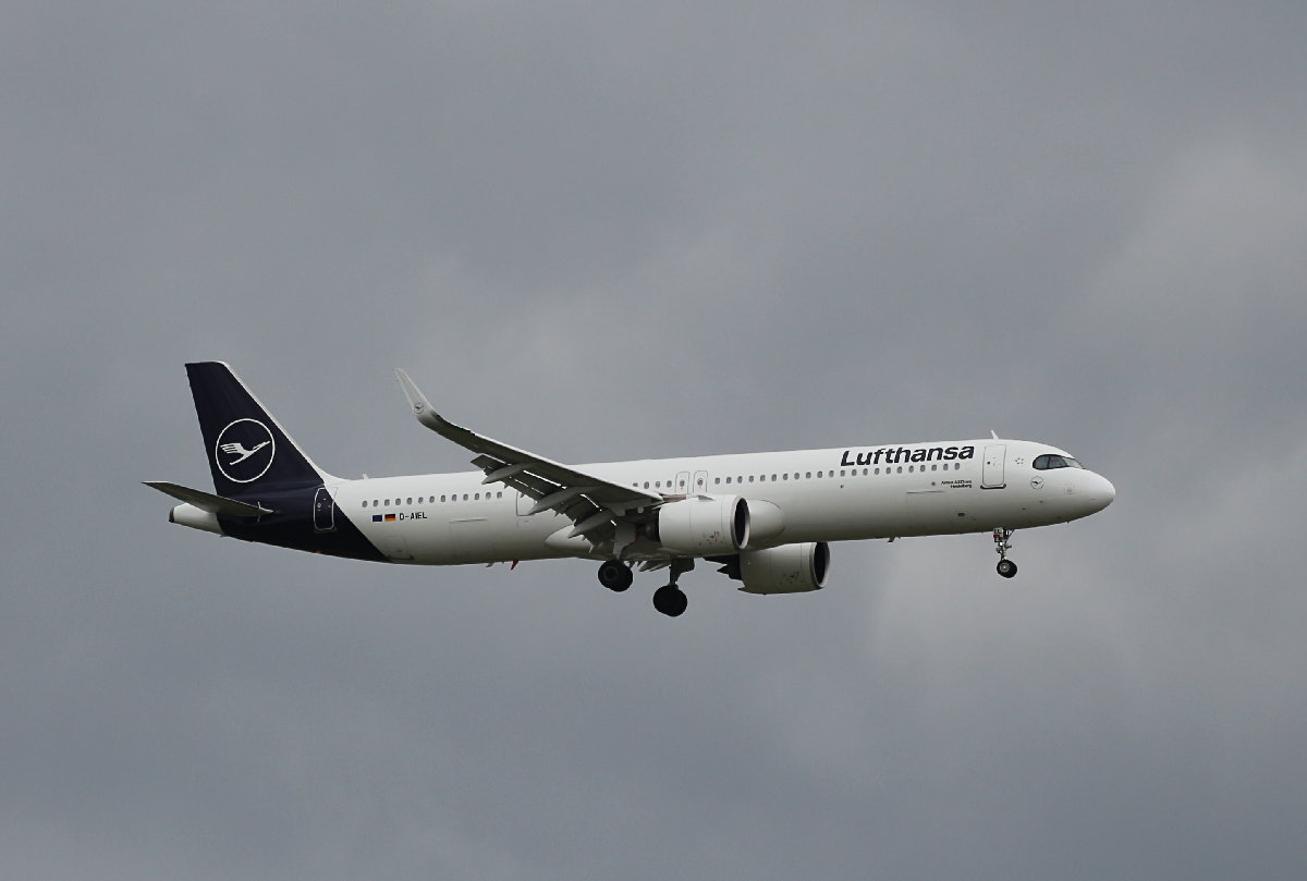 Lufthansa, Airbus A 321-271NX, D-AIEL  Heidelberg , BER, 09.06.2026