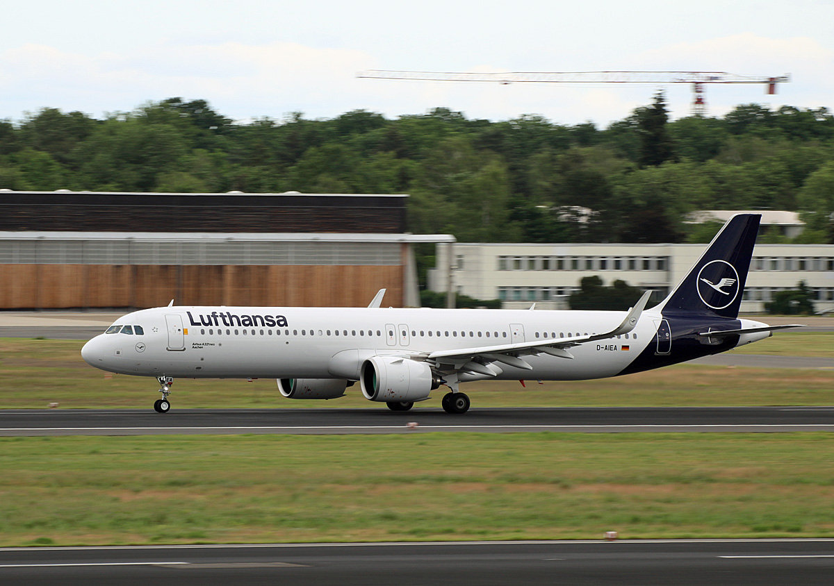 Lufthansa, Airbus A 321-271NX, D.AIEA  Aachen , TXL, 08.06.2019