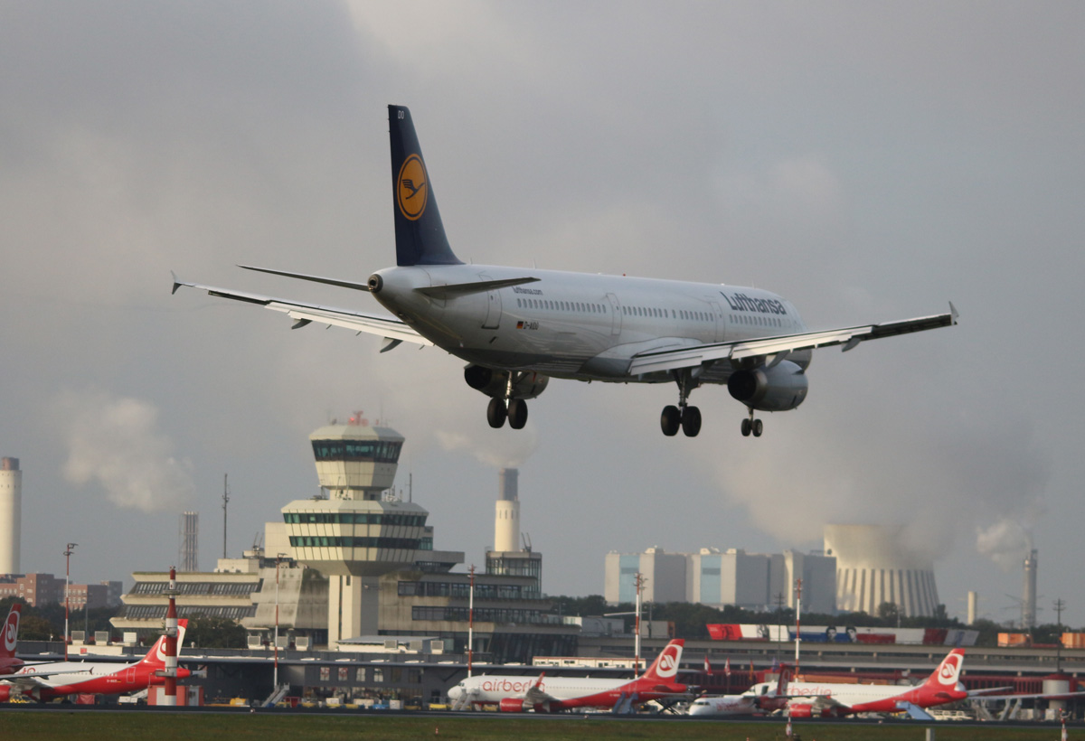 Lufthansa, Airbus A 321.231, D-AIDO, TXL, 03.10.2017