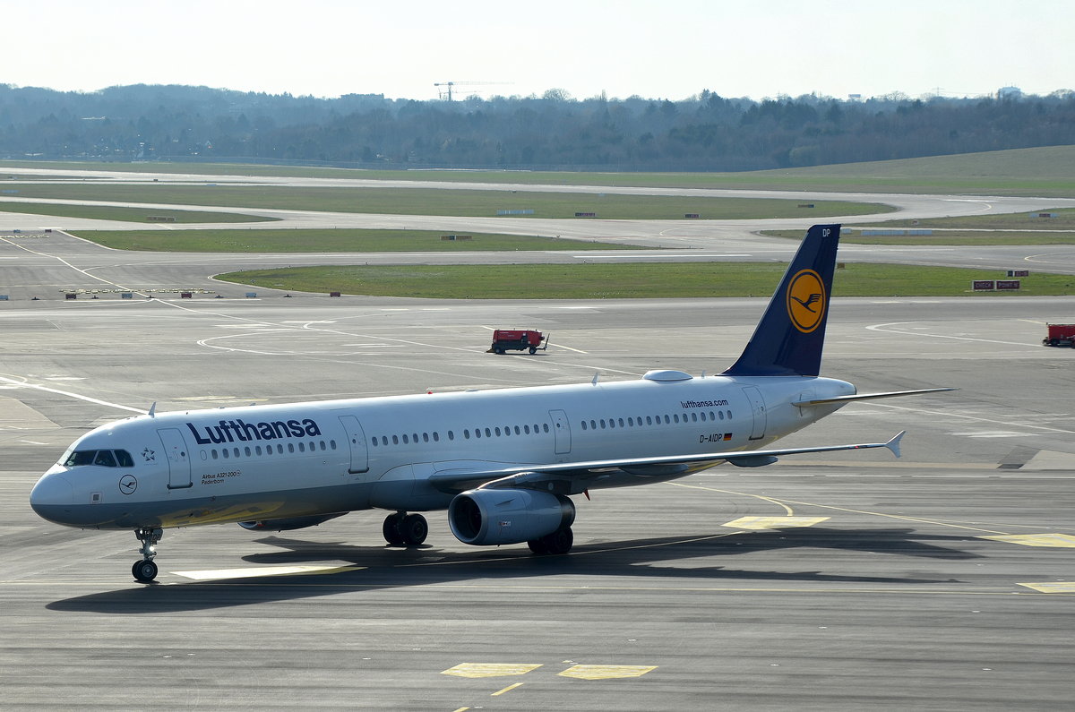 Lufthansa Airbus A321-200 D-AIDP Taufname Paderborn am 07.04.18 am Airport Hamburg Helmut Schmidt aufgenommen.
