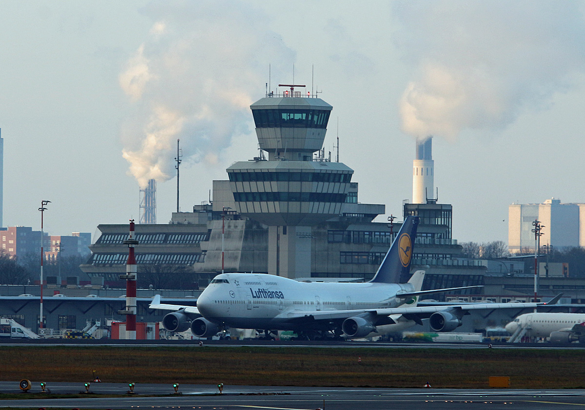 Lufthansa, Boeing B 747-430, D-ABTL, TXL, 26.11.2017
