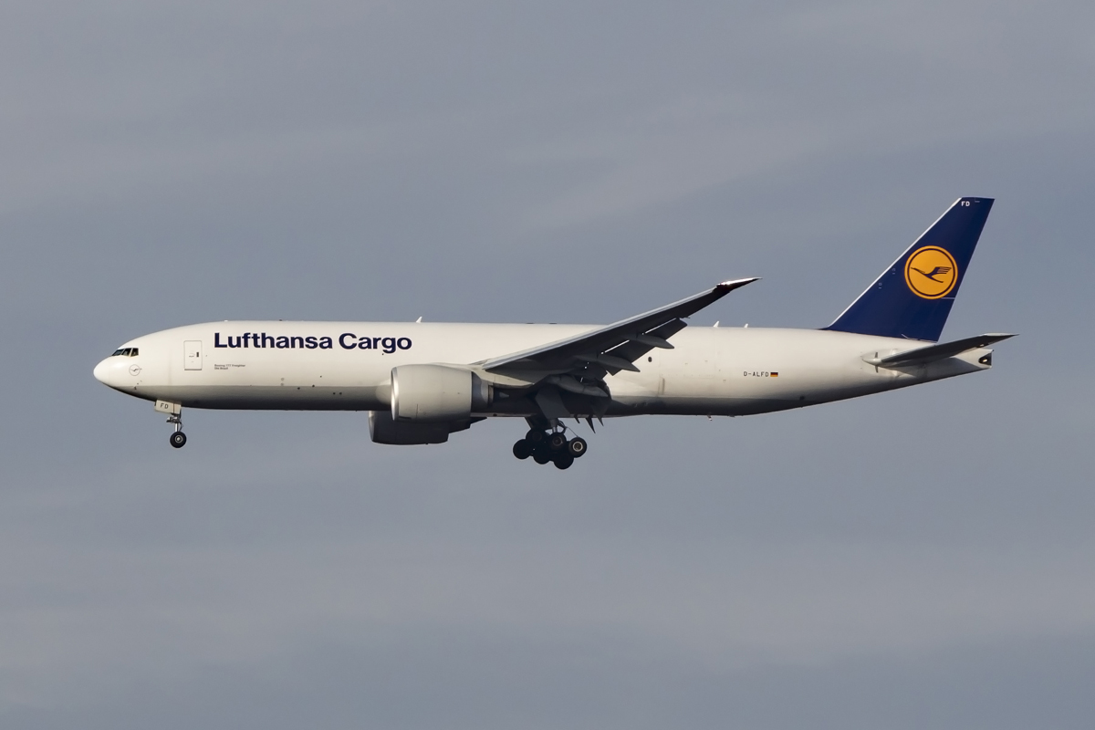 Lufthansa - Cargo, D-ALFD, Boeing, B777-FBT, 08.11.2015, FRA, Frankfurt, Germany



