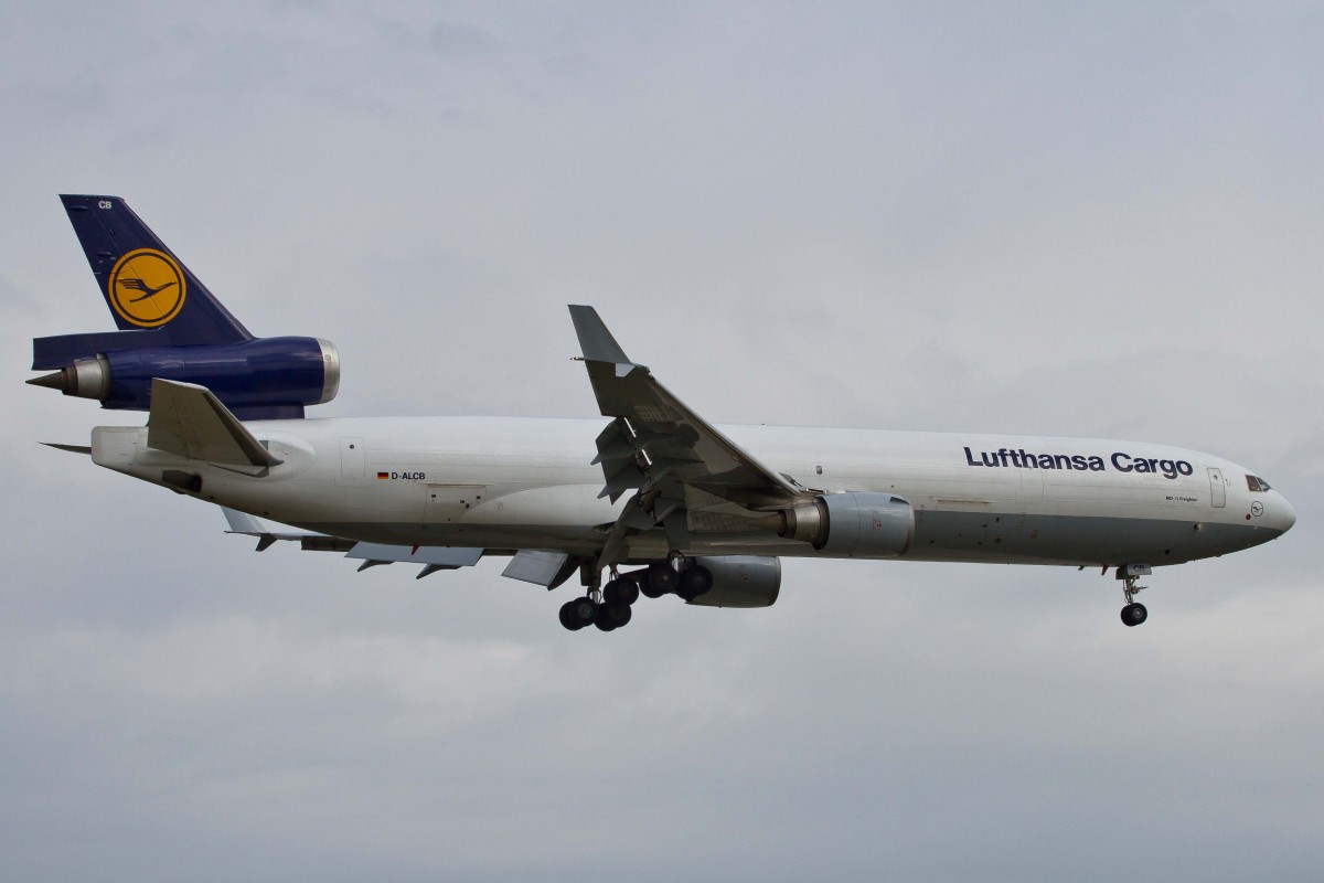 Lufthansa Cargo (LH/GEC), D-ALCB, McDonnell Douglas, MD-11 F, 17.04.2015, FRA-EDDL, Frankfurt, Germany