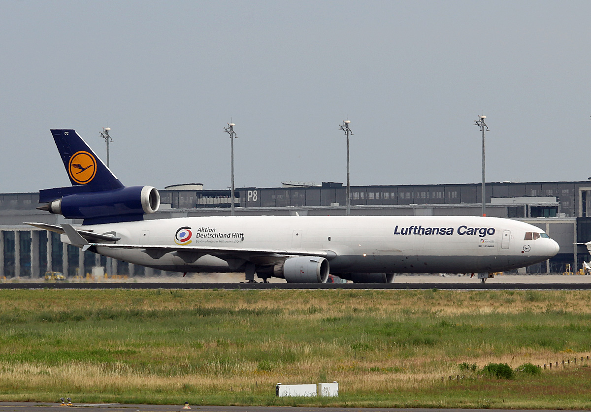 Lufthansa Cargo, MD-11F, D-ALCC, SXF, 24.06.2017