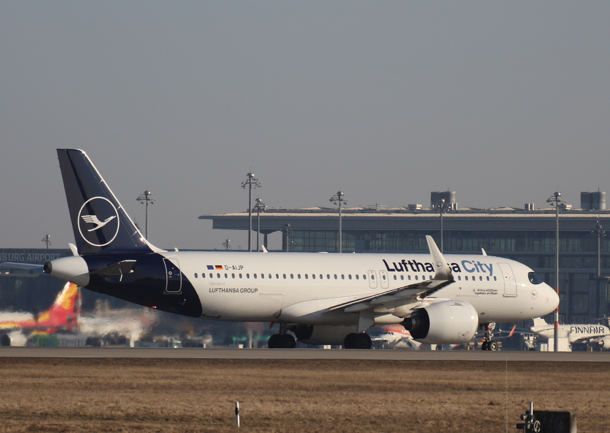 Lufthansa City Airlines, Airbus A 320-271N, D-AIJP  Ingelheim am Rhein , BER, 06.03.2026