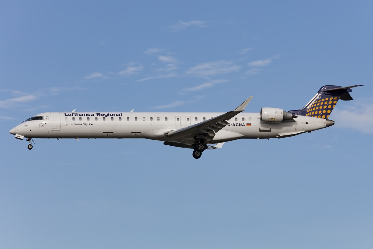 Lufthansa - CityLine, D-ACNA, Bombardier, CRJ-900, 08.11.2015, FRA, Frankfurt, Germany 




