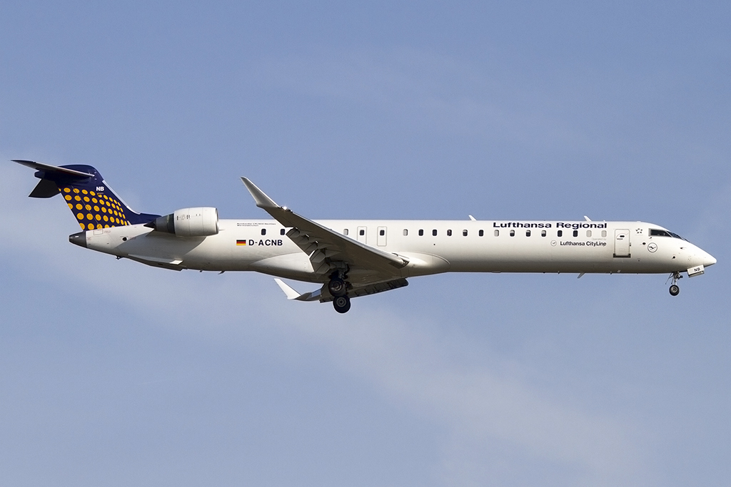 Lufthansa - CityLine, D-ACNB, Bombardier, CRJ-900NG, 19.04.2015, FRA, Frankfurt, Germany 



