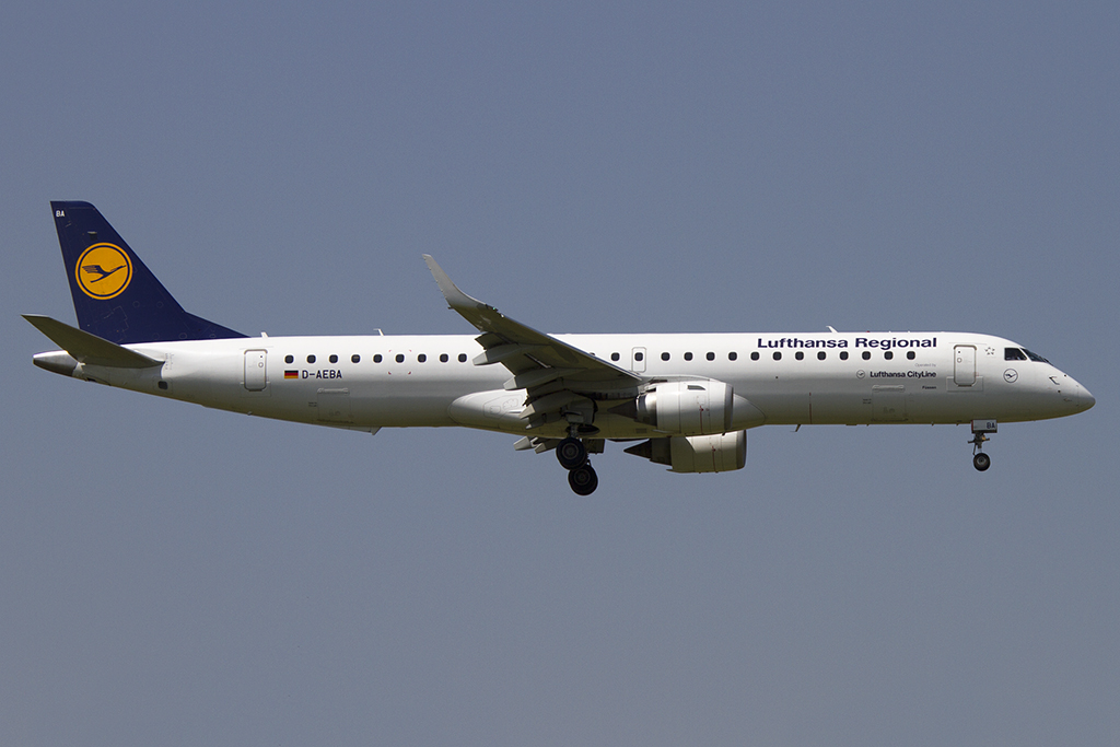 Lufthansa - CityLine, D-AEBA, Embraer, ERJ-195, 05.07.2015, MUC, München, Germany 




