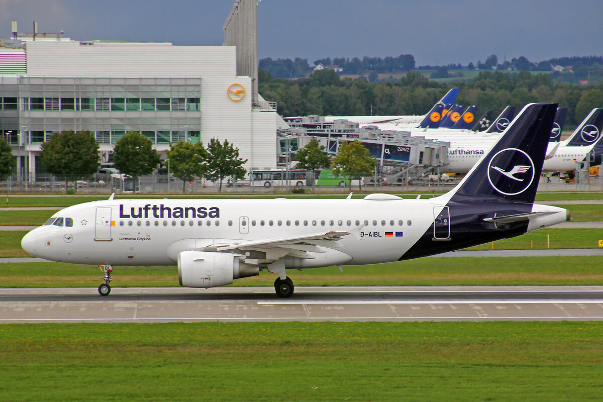 Lufthansa CityLine, D-AIBL, Airbus A319-112, msn:2174, 10.September 2022, MUC München, Germany.