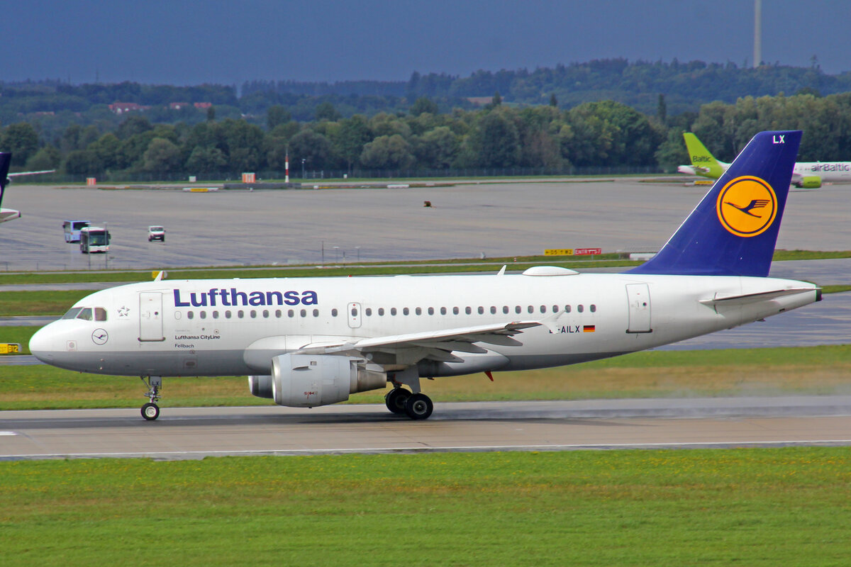 Lufthansa CityLine, D-AILX, Airbus A319-114, msn: 860,  Fellbach , 10.September 2022, MUC München, Germany.