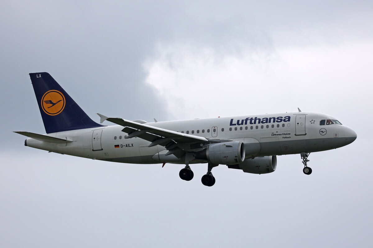 Lufthansa CityLine, D-AILX, Airbus A319-114, msn: 860,  Fellbach , 19.April 2023, ZRH Zürich, Switzerland.