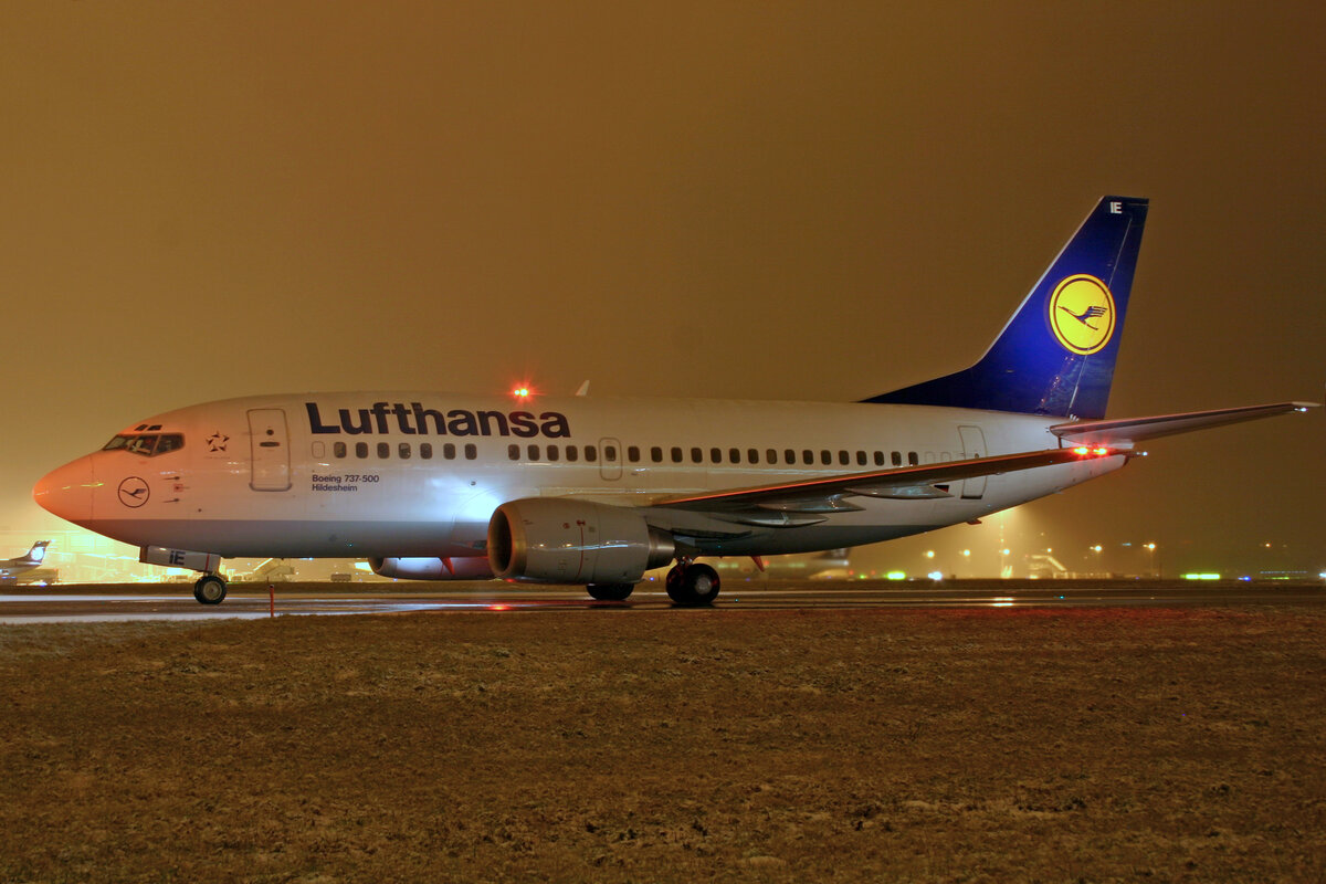 Lufthansa, D-ABIE, Boeing B737-530, msn: 24819/1979,  Hildesheim , 26.Dezember 2007, ZRH Zürich, Switzerland.