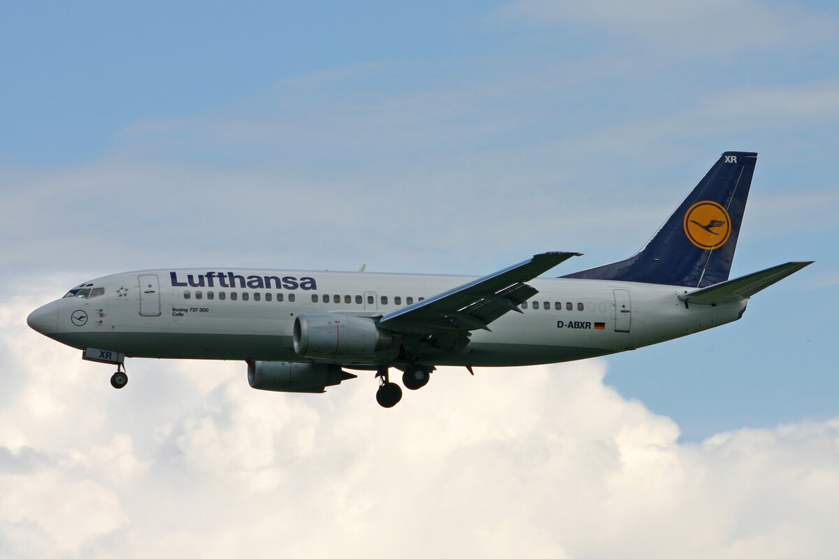 Lufthansa, D-ABXR, Boeing B737-330, msn:23875/1500,  Celle , 11.Juni 2008, GVA Genève, Switzerland.