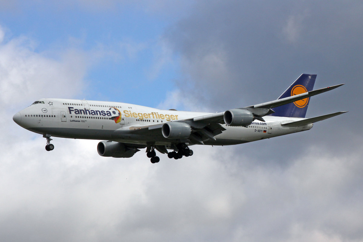 Lufthansa, D-ABYI, Boeing 747-830,  Potsdam   Siegerflieger , 20.Mai 2017, FRA Frankfurt am Main, Germany.