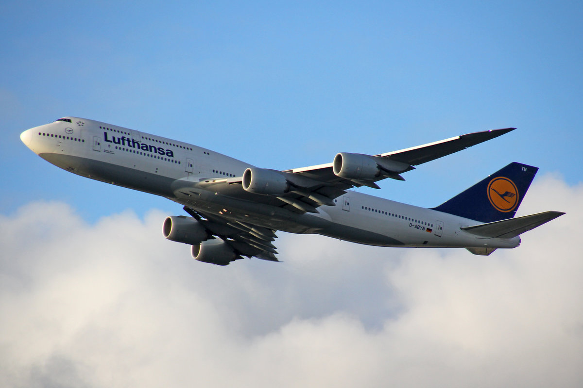Lufthansa, D-ABYN, Boeing 747-830, msn: 37838/1497,  Niedersachsen , 28,September 2019, FRA Frankfurt, Germany.