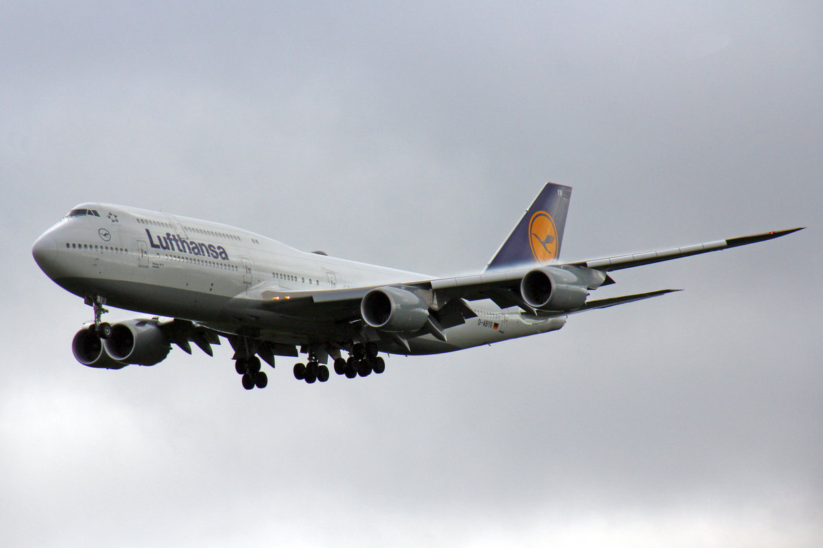 Lufthansa, D-ABYR, Boeing 747-830,  Bremen , 20.Mai 2017, FRA Frankfurt am Main, Germany.