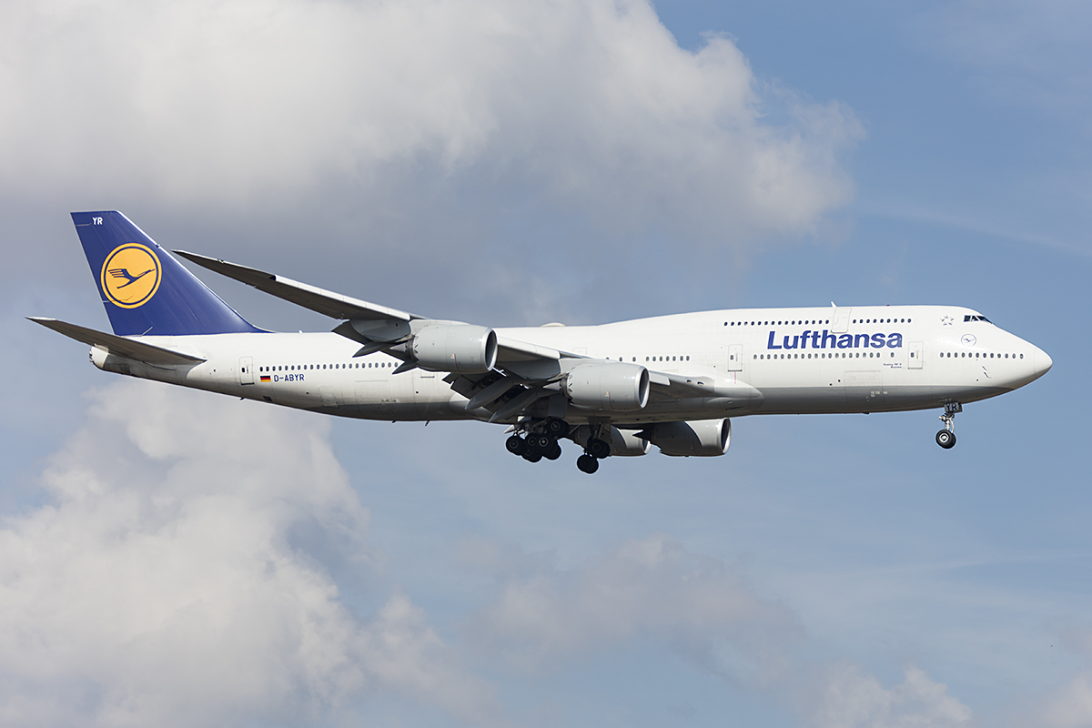 Lufthansa, D-ABYR, Boeing, B747-830, 24.03.2018, FRA, Frankfurt, Germany 



