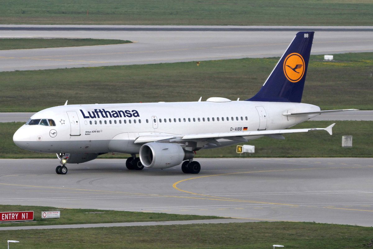Lufthansa, D-AIBB, Airbus, A 319-112,  Aalen , MUC-EDDM, München, 05.09.2018, Germany