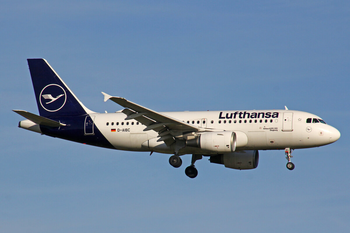 Lufthansa, D-AIBC, Airbus A319-112,  Siegburg , msn: 4332, 01.Januar 2023, ZRH Zürich, Switzerland.