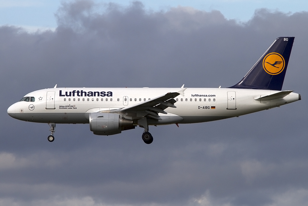 Lufthansa, D-AIBG, Airbus, A319-112, 29.10.2013, MUC, München, Germany 



