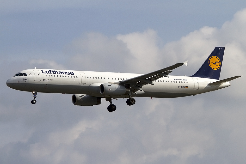 Lufthansa, D-AIDJ, Airbus, A321-231, 21.06.2014, FRA, Frankfurt, Germany 



