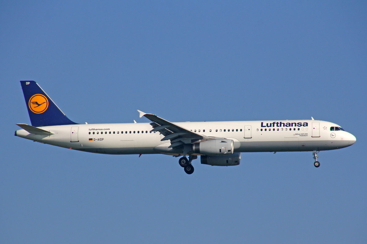 Lufthansa, D-AIDP, Airbus A321-231,  Paderborn , 25.September 2016, MUC Mnchen, Germany.