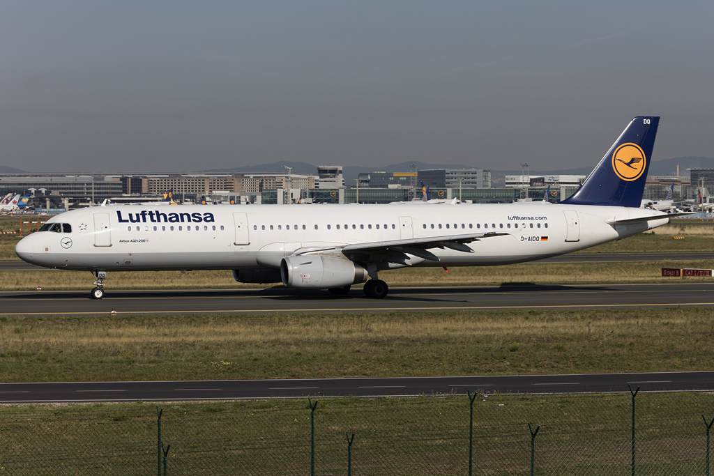 Lufthansa, D-AIDQ, Airbus, A321-231, 30.08.2015, FRA, Frankfurt, Germany 



