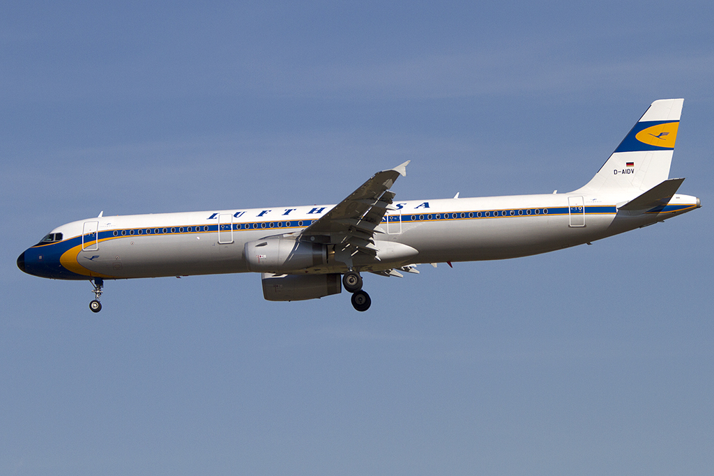 Lufthansa, D-AIDV, Airbus, A321-231, 16.08.2013, FRA, Frankfurt, Germany


