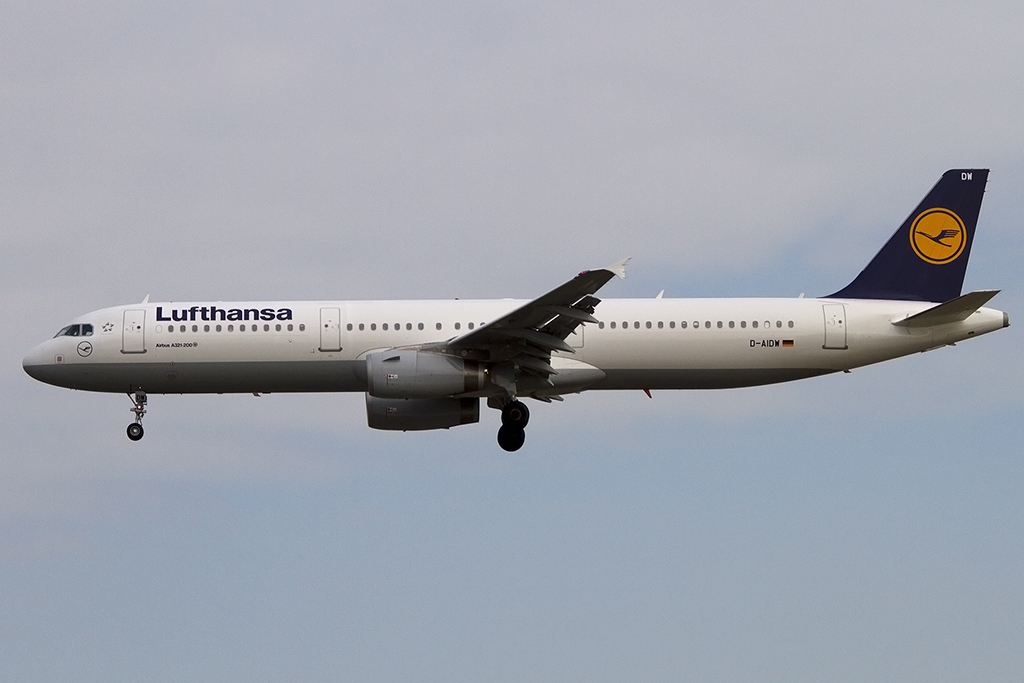 Lufthansa, D-AIDW, Airbus, A321-231, 02.05.2015, FRA, Frankfurt, Germany




