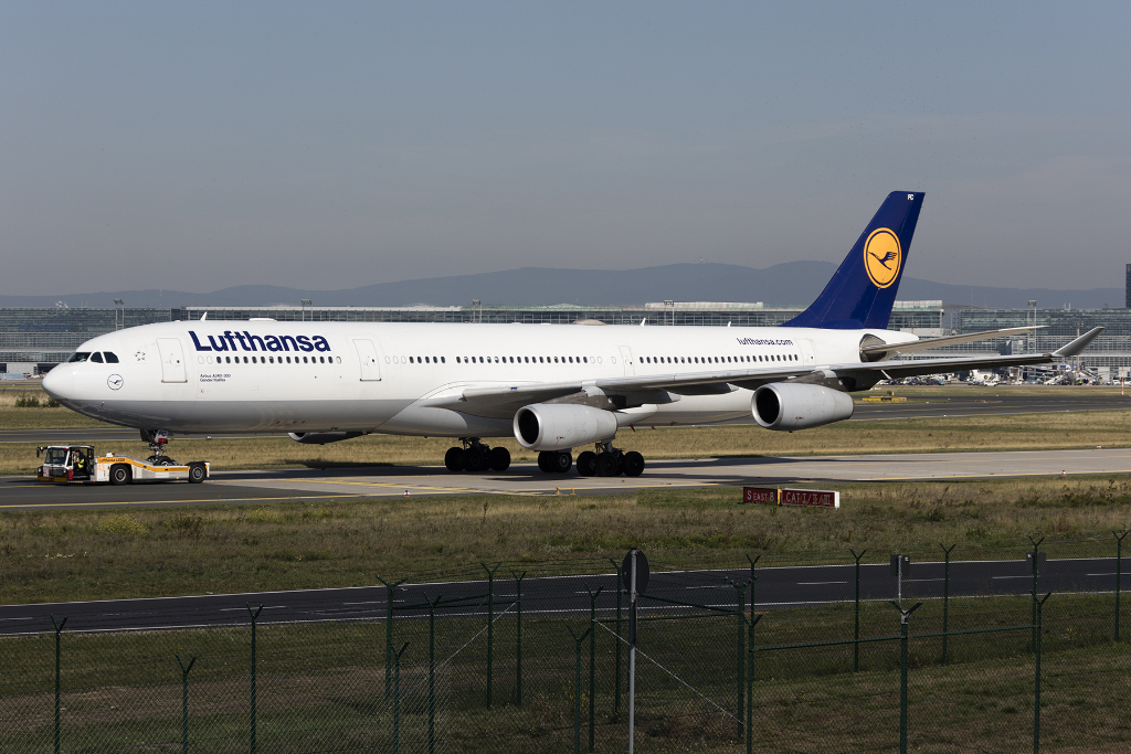 Lufthansa, D-AIFC, Airbus, A340-313, 30.08.2015, FRA, Frankfurt, Germany




