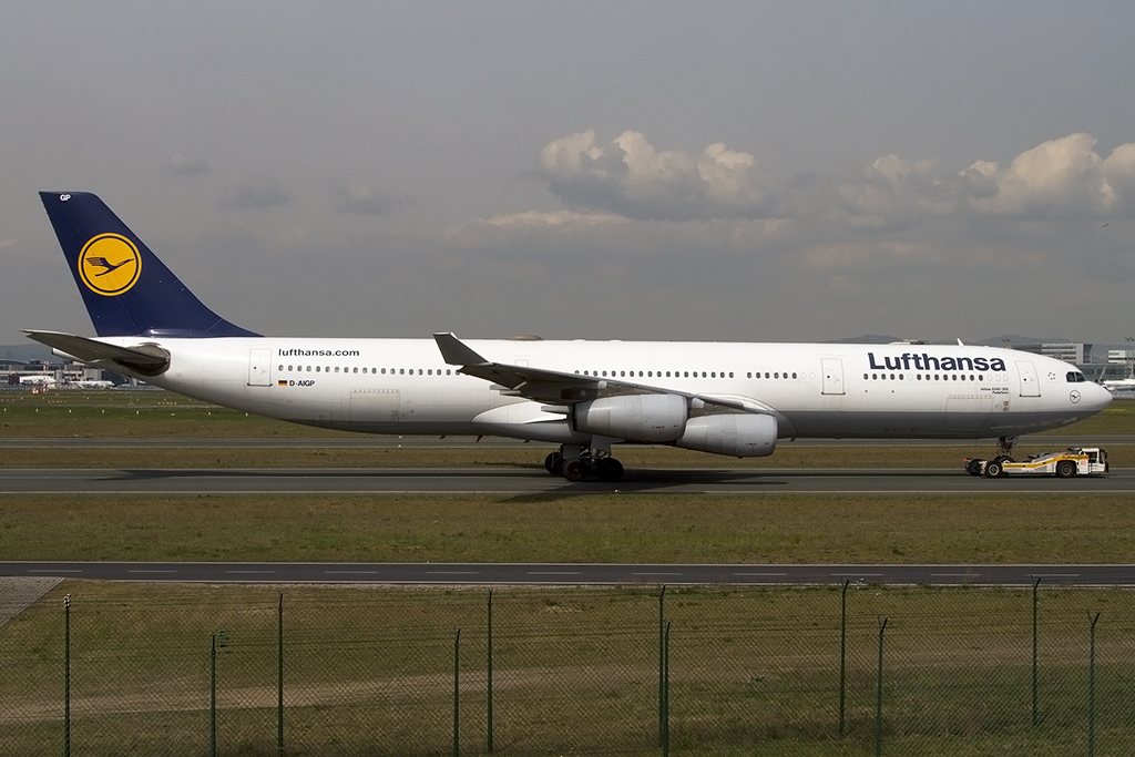 Lufthansa, D-AIGP, Airbus, A340-313, 02.05.2015, FRA, Frankfurt, Germany 



