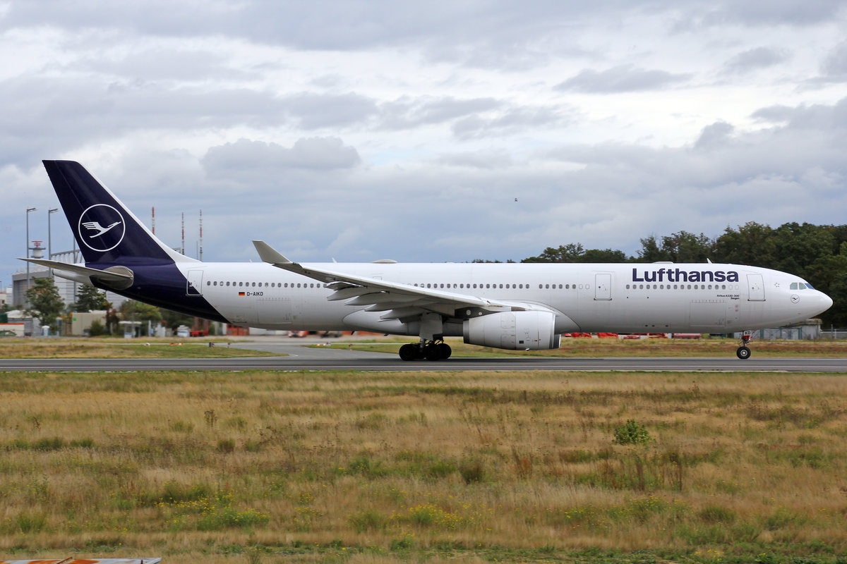 Lufthansa, D-AIKD, Airbus A330-343X, msn: 629,  Siegen , 28,September 2019, FRA Frankfurt, Germany.