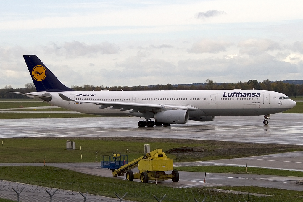 Lufthansa, D-AIKP, Airbus, A330-343X, 29.10.2013, MUC, München, Germany 



