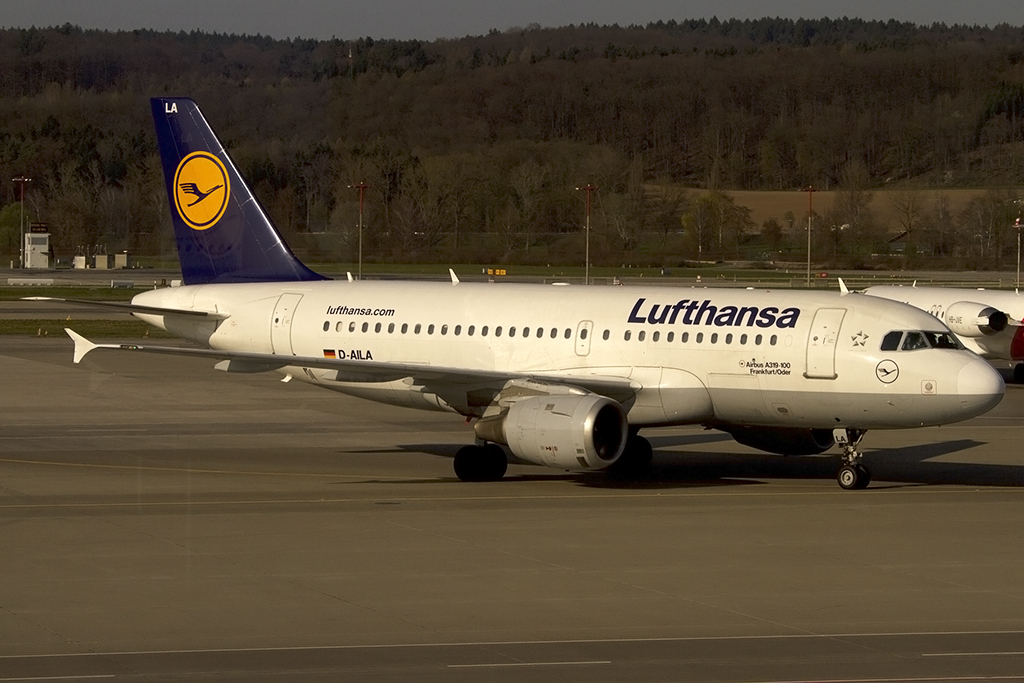 Lufthansa, D-AILA, Airbus, A319-114, 28.03.2014, ZRH, Zürich, Switzerland 



