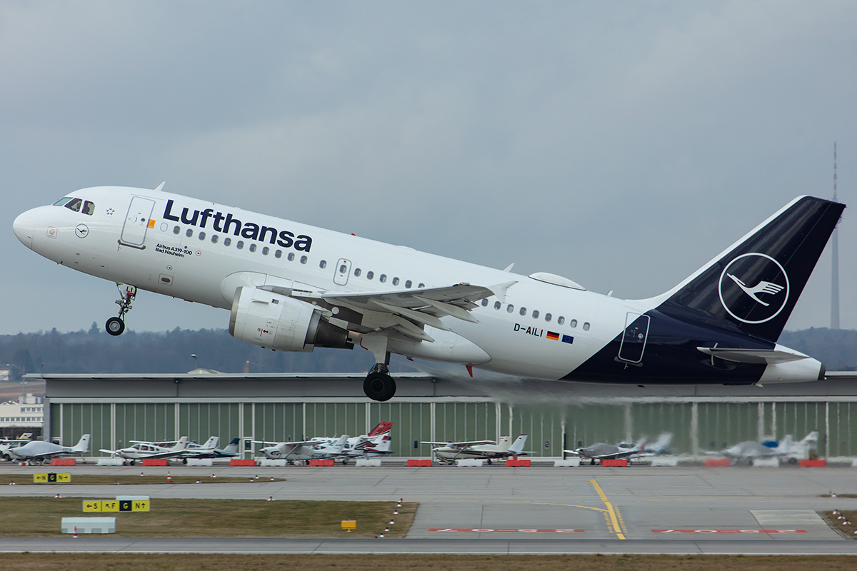 Lufthansa, D-AILI, Airbus, A320-214, 11.01.2020, STR, Stuttgart, Germany



