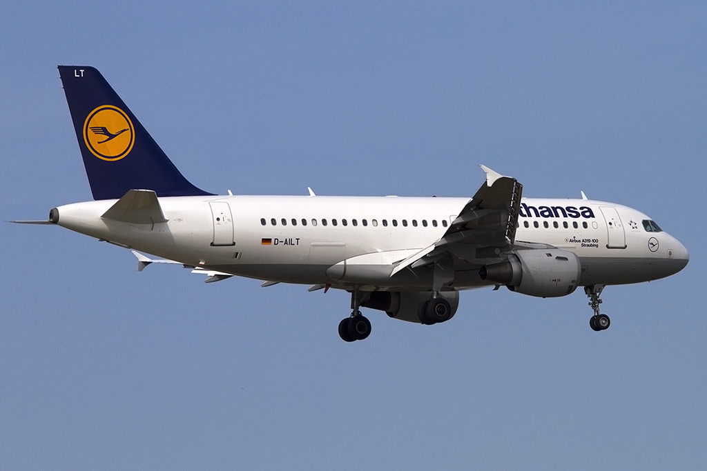 Lufthansa, D-AILT, Airbus, A319-114, 28.09.2013, FRA, Frankfurt, Germany 





