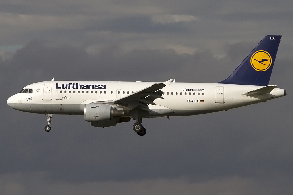 Lufthansa, D-AILX, Airbus, A319-114, 29.10.2013, MUC, München, Germany 



