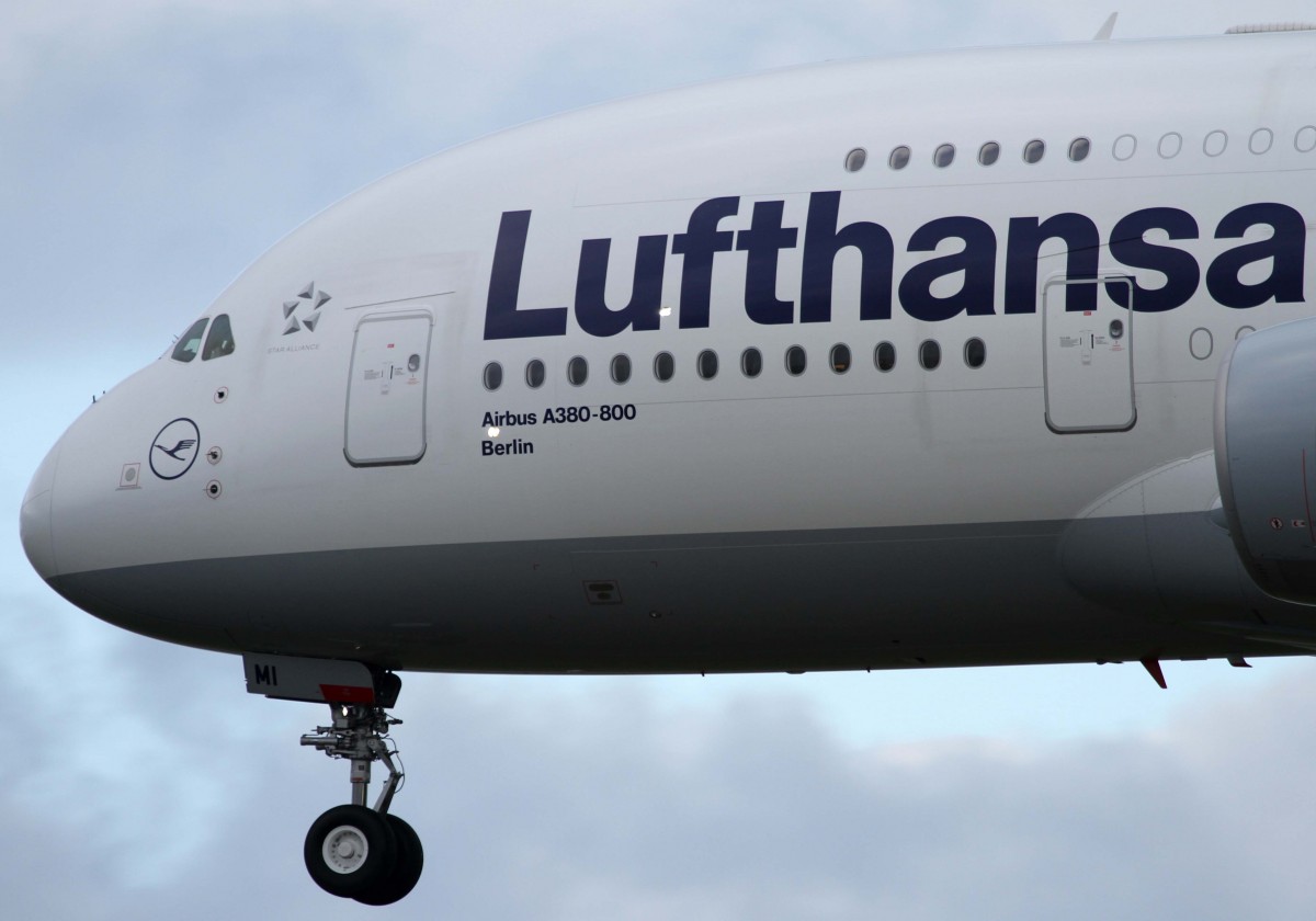 Lufthansa, D-AIMI  Berlin , Airbus, A 380-800 (Bug/Nose), 18.04.2014, FRA-EDDF, Frankfurt, Germany 