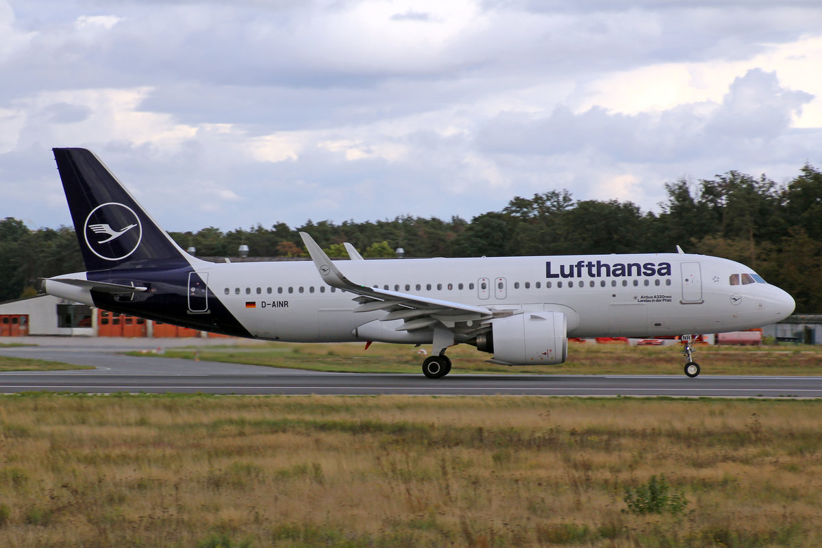 Lufthansa, D-AINR, Airbus A320-271N, msn: 8725,  Landau in der Pfalz , 28,September 2019, FRA Frankfurt, Germany.