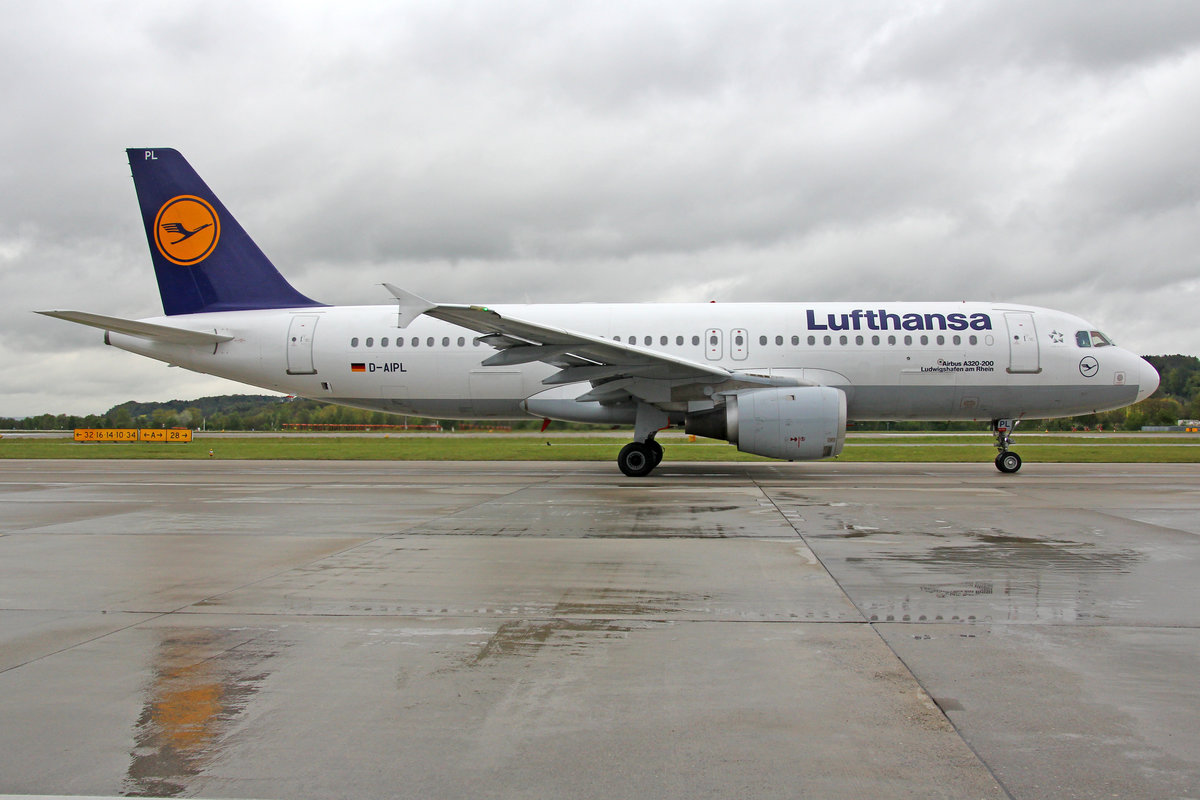 Lufthansa, D-AIPL, Airbus A320-211,  Ludwigshafen am Rhein , 1.Mai 2017, ZRH Zürich, Switzerland.