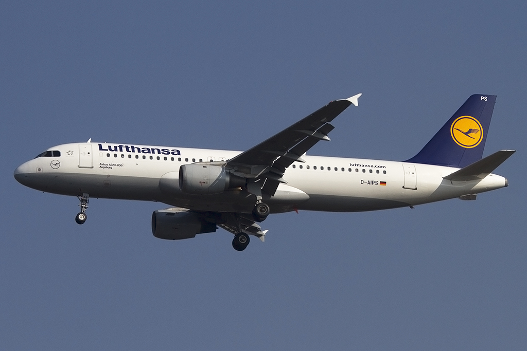 Lufthansa, D-AIPS, Airbus, A320-211, 19.02.2015, MXP, Mailand, Italy 




