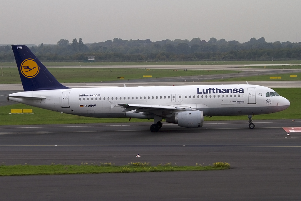 Lufthansa, D-AIPW, Airbus, A320-211, 08.10.2013, DUS, Düsseldorf, Germany 



