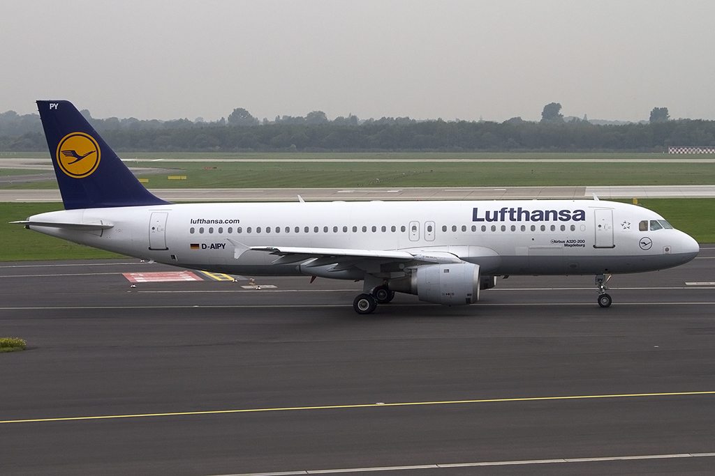 Lufthansa, D-AIPY, Airbus, A320-211, 08.10.2013, DUS, Düsseldorf, Germany 


