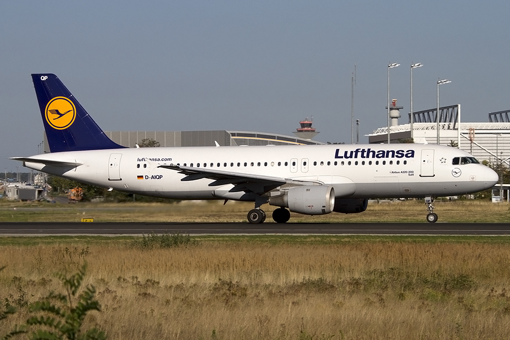 Lufthansa, D-AIQP, Airbus, A320-211, 05.09.2013, FRA, Frankfurt, Germany 



