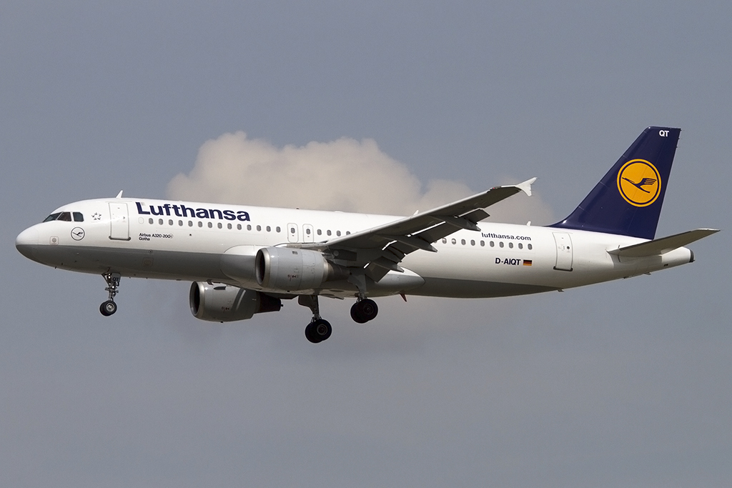 Lufthansa, D-AIQT, Airbus, A320-211, 02.05.2015, FRA, Frankfurt, Germany



