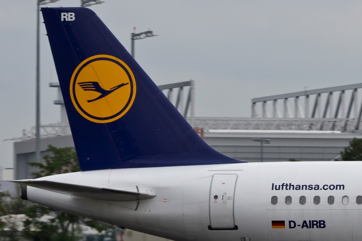 Lufthansa, D-AIRB  Baden-Baden , Airbus, A 321-100 (Seitenleitwerk/Tail), 15.09.2014, FRA-EDDF, Frankfurt, Germany 
